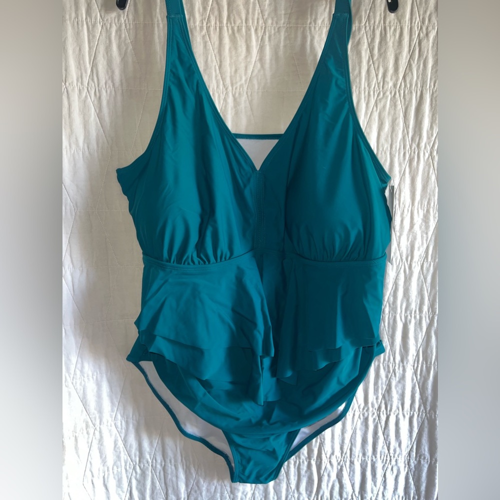One piece turquoise bloomchic bikini